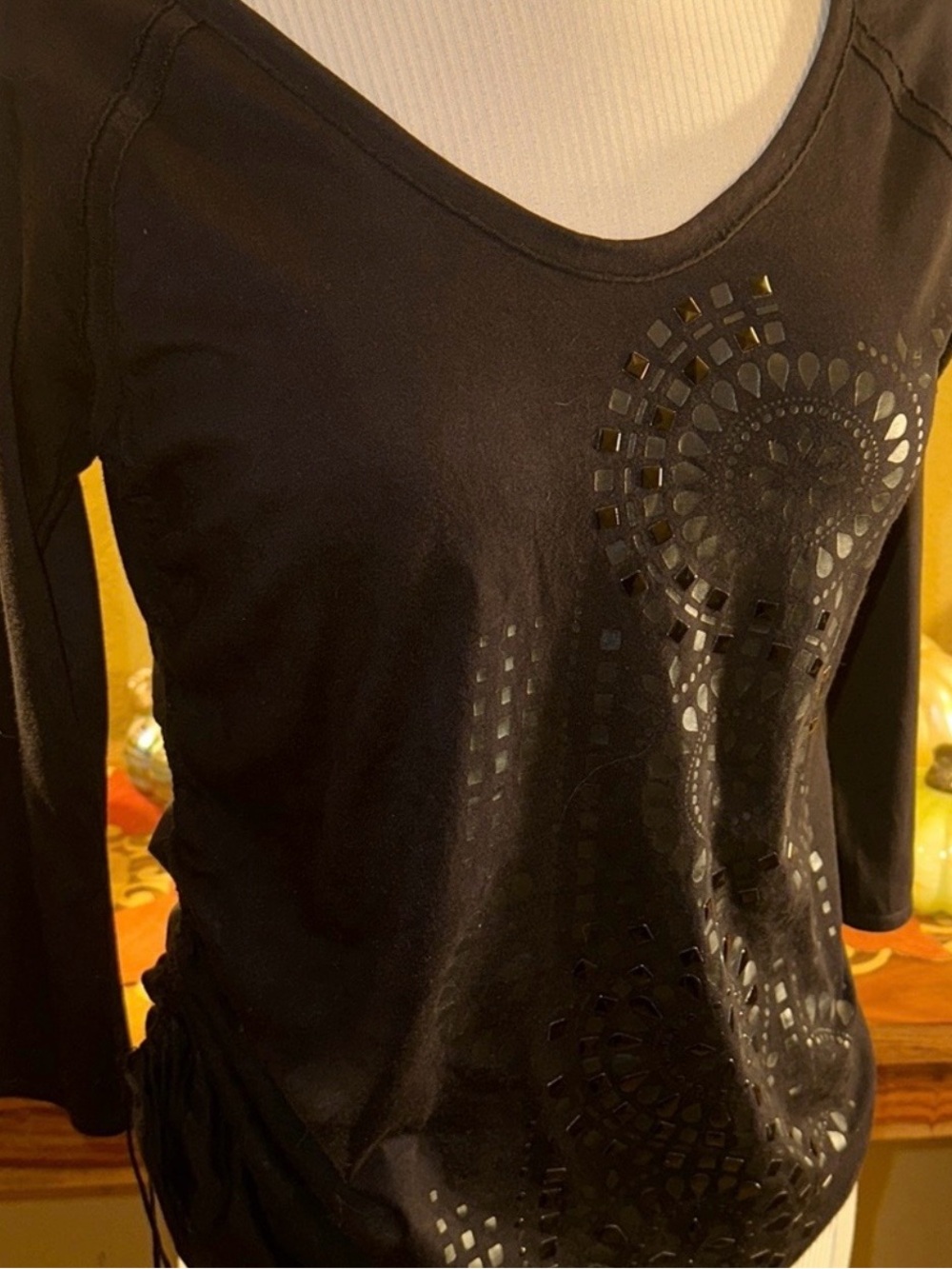 Calvin Klein Embossed Tee - Picture 4 of 8